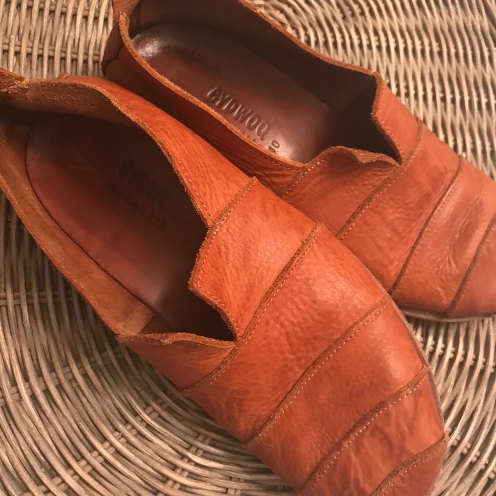 Cydwoq shoes